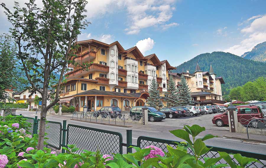 02_brunet_hotel